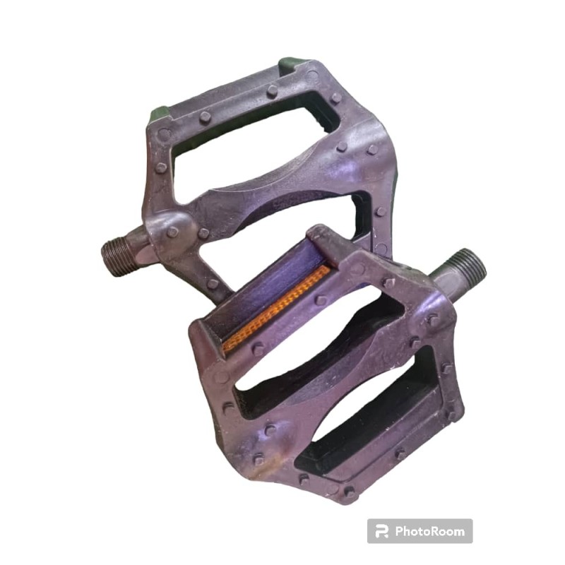 Pedal Plastico